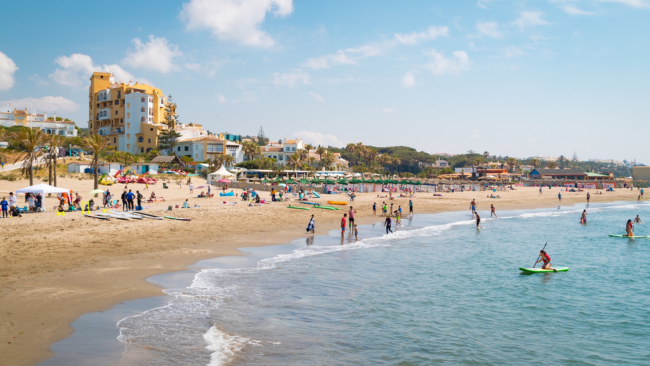 Diversión en la Playa de Cabopino