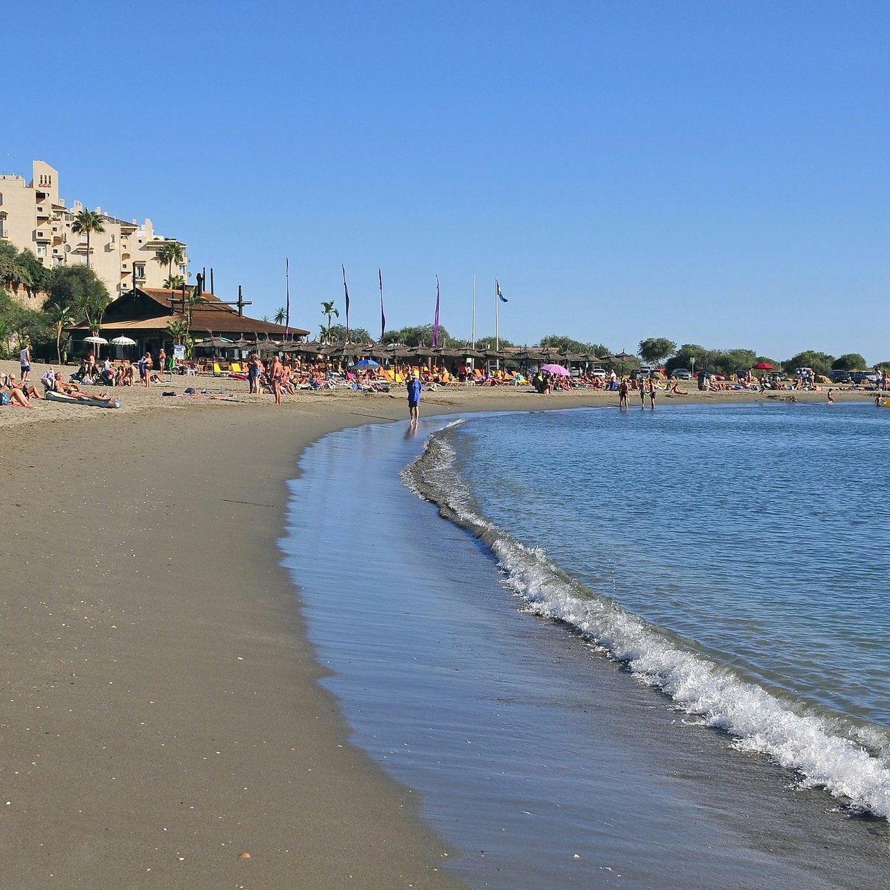 Chiringuito en la Playa del Cristo en Estepona