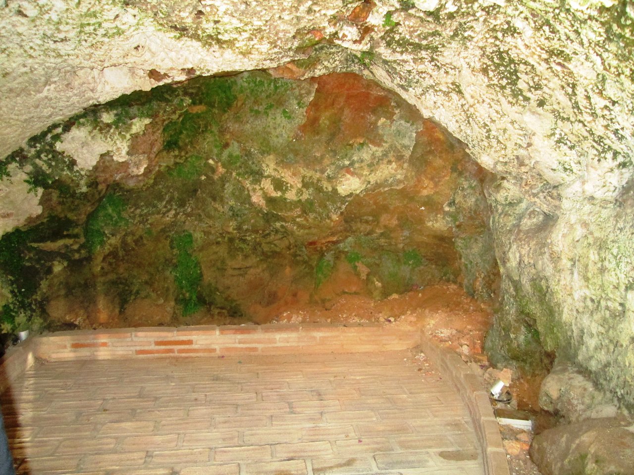 Imagen Cuevas de la antigua fragua