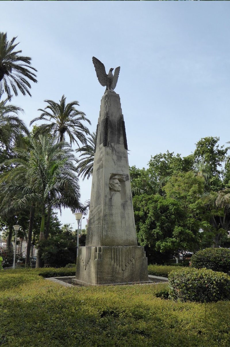 Monumento a Salvador Rueda en Málaga