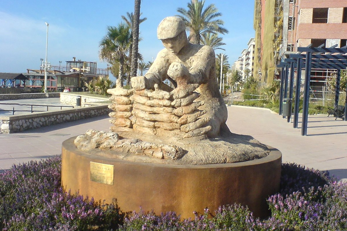 Monumento al espetero en Málaga