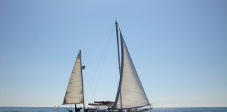 Paseo en barco velero clásico Benalmádena
