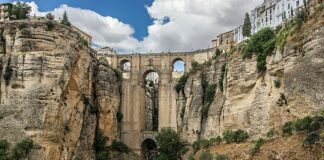 Tajo de Ronda: Un Merveille Naturelle au Cœur de l’Andalousie